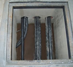 Kabelverlegung von Leistungskabeln im Kabelschacht